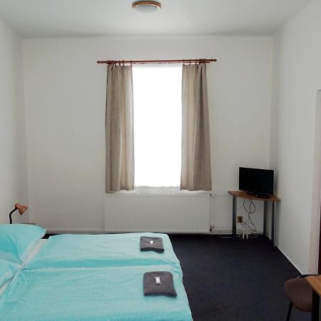 Hotel Staric Есеник Экстерьер фото