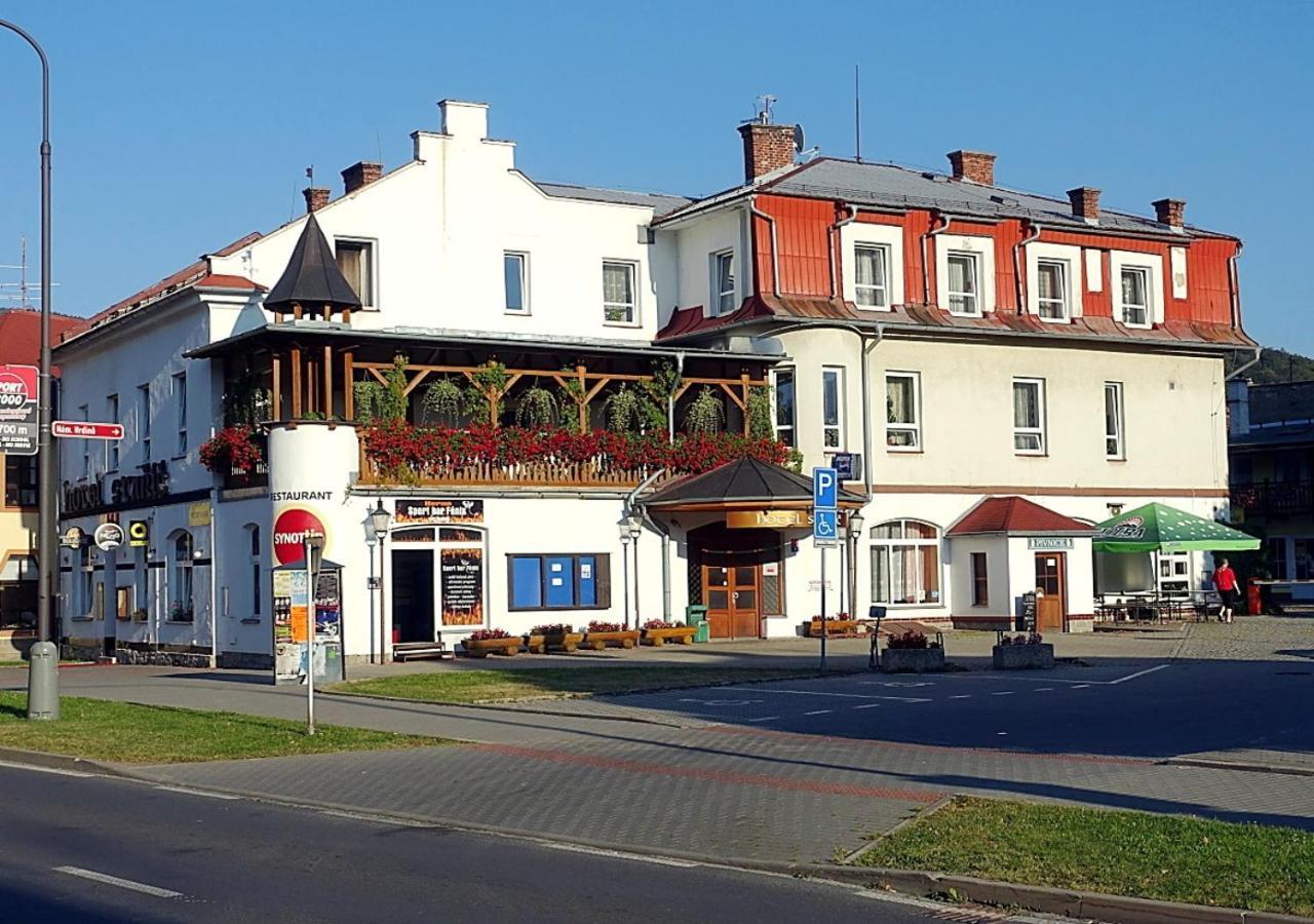 Hotel Staric Есеник Экстерьер фото