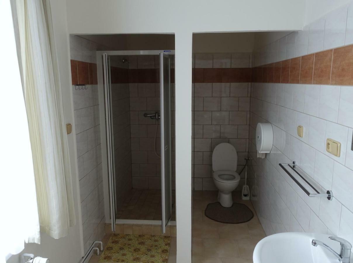 Hotel Staric Есеник Экстерьер фото