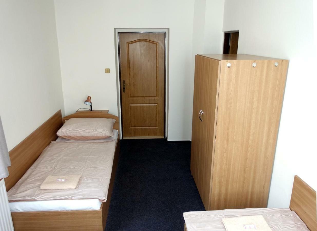 Hotel Staric Есеник Экстерьер фото